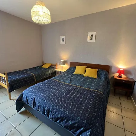 T4 Centre-ville, 8 Pers, Terrasse, Parking, à 200m Plage/commerces - Fr-1-701-49 * Valras-Plage