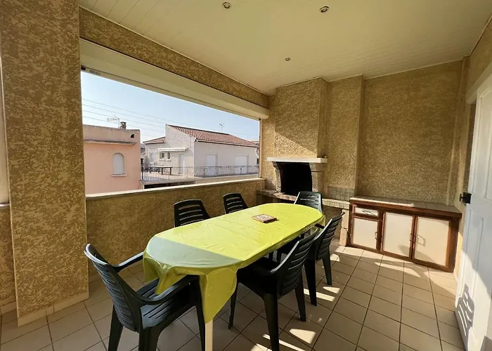 T4 Centre-ville, 8 Pers, Terrasse, Parking, à 200m Plage/commerces - Fr-1-701-49 Hébergement de vacances *