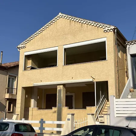 T4 Centre-ville, 8 Pers, Terrasse, Parking, A 200m Plage/commerces - Fr-1-701-49